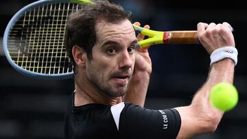 France&#039;s Richard Gasquet eyes the ball as he returns it to Argentina&#039;s Diego Schwartzman during their men&#039;s singles second round tennis match on day 3 at the ATP World Tour Masters 1000 - Paris Masters (Paris Bercy) - indoor tennis tournament at The AccorHotels Arena in Paris on November 4, 2020. (Photo by FRANCK FIFE / AFP)