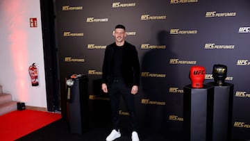 Joel Álvarez en la presentación de los UFC Perfumes.