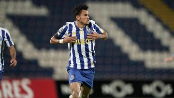 Díaz le da la victoria al Porto ante Santa Clara con un golazo