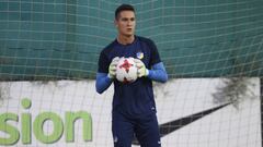 Gudiño se quedó sin ver actividad en derrota del APOEL