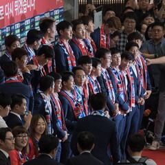 Corea del Sur fue recibida a huevazos en su país