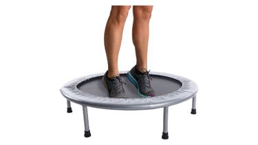 Este trampolín es un éxito en ventas en Amazon con más de 8,000 calificaciones