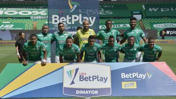 Jugadores del Deportivo Cali en partido de la Liga BetPlay