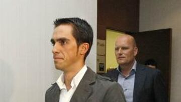 <b>EL MÁS SONADO.</b> Contador, seguido por Riis en su conferencia, recibió dos años de sanción del TAS.