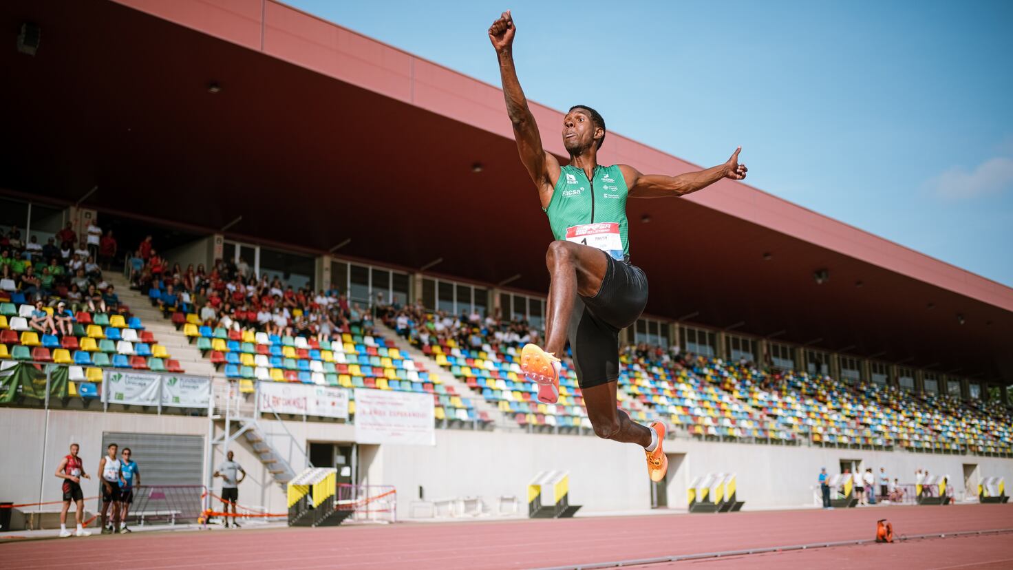 Lester Lescay: 'Si tengo salud, lucharé por todo' en su debut con España en los Europeos