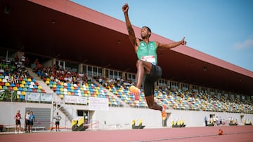 Lester Lescay, con su club, el Facsa Playas de Castellón.