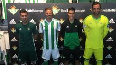 Joaqu&iacute;n, en la presentaci&oacute;n de la camiseta del Betis.