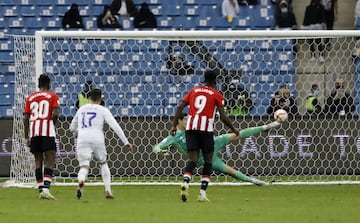 Courtois paró un penalti en los minutos finales del partido.