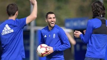 Johannesson, durante la sesión de entrenamiento del Real Oviedo.