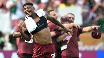 Fluminense's Brazilian midfielder #35 Hercules celebrates after winning the FIFA Club World Cup 2025 quarterfinal football match between Brazil's Fluminense and Saudi Arabia's Al-Hilal at the Camping World Stadium in Orlando on July 4, 2025. (Photo by CHANDAN KHANNA / AFP)