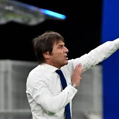 Conte, ante el Gladbach para olvidar la decepción del derbi