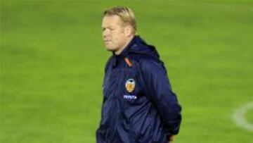 <b>NO CUENTAN.</b> El técnico holandés se ha reiterado en que no volverá a convocar a Cañizares, Albelda ni Angulo.