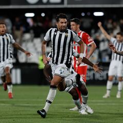 Alberto Jiménez, renovado