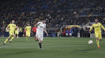 1-3. Gon?alo Guedes marc¨® el tercer gol en el minuto 92.