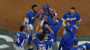 With an epic 8-5 win in Miami, Venezuela stunned Japan to reach the World Baseball Classic semifinals, where Italy awaits.