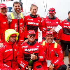 El 'Mapfre' vence en la serie de las 'Regatas en Puerto'