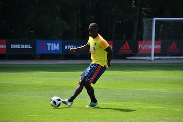 Día 14 en Milanello: Farid Díaz se unió a la Selección Colombia