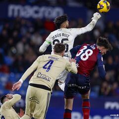 Jesús Ruiz: “Defendiendo todos como perros es como se van a sacar puntos”