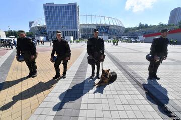 El Olímpico de Kiev se empieza a preparar para la final de la Champions