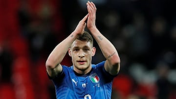 Andrea Berta ya preguntó por su situación el pasado verano. Le sigue, aunque el Gallo no atraviesa su mejor momento. Quiere dejar Turín, pero únicamente ha marcado 13 goles esta temporada. Su nombre ha perdido brillo en los últimos meses, causa esa que pu