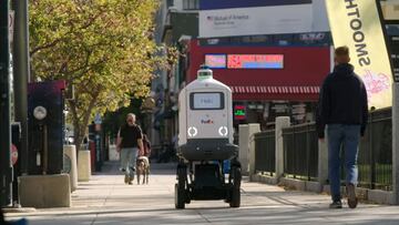 FedEx también enuncia a su robot de reparto terrestre