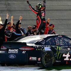 Kurt Busch gana por primera vez las 500 Millas de Daytona