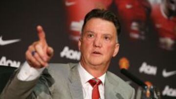 Van Gaal durante una rueda de prensa