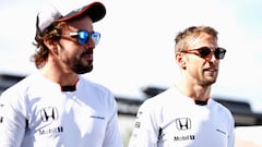 Fernando Alonso junto a Jenson Button en el GP Canadá 2016
