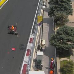 Ricciardo, el primero en probar los muros del circuito de Bakú