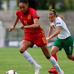 Salma Paralluelo, la atleta que golea con la Selección Sub-17