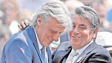 <b>LEYENDAS. </b>Borg y Santana vivieron el partido en el palco.