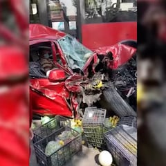 Metrobús provoca choque múltiple en Insurgentes Norte, CDMX