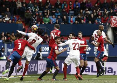 Osasuna lodge official complaint against referee after Sevilla loss