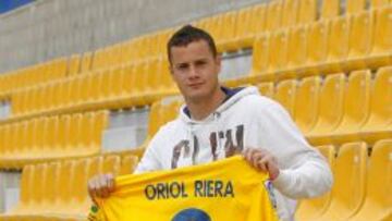 GOLEADOR. Oriol Riera vuelve al once tras no poder jugar en Almería por sanción.
