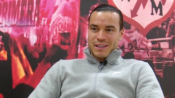 De Tomás: "El VAR no ayuda, los árbitros se equivocan más"