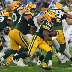Packers - Raiders odds and predictions: Who is the favorite in the NFL Monday Night game?