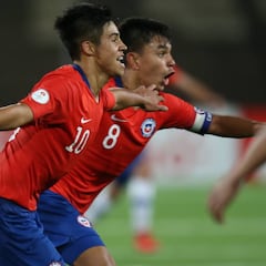 La historia de Aravena, la gran figura de Chile ante Uruguay
