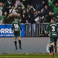 1x1 del Betis: Bartra sostiene
y Loren ejecuta al Alavés