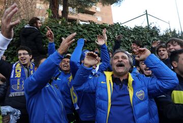 El banderazo de la afición de Boca Juniors en Madrid