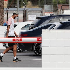 Garay vuelve a la Ciudad Deportiva tras su queja