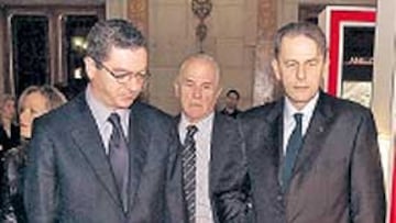 <b>REENCUENTRO. </b>Gallardón y Rogge.