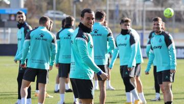 De Tom&aacute;s y Embarba, en un entrenamiento.