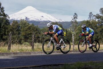 El volcán Villarrica fue protagonista en la gran mayoría de las postales del Ironman de Pucón como es costumbre.