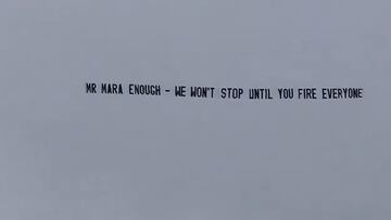 Giants fans fly banner over stadium demanding firing of Brian Daboll and Joe Schoen