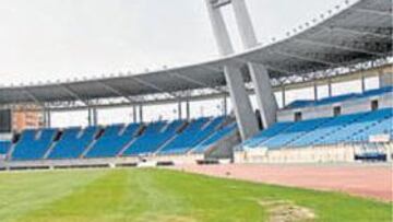 <b>PÉSIMO. </b>Así está en la actualidad el césped del Mediterráneo.