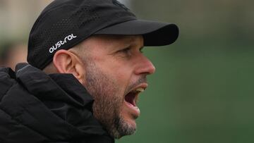 José Alberto, entrenador del Racing.