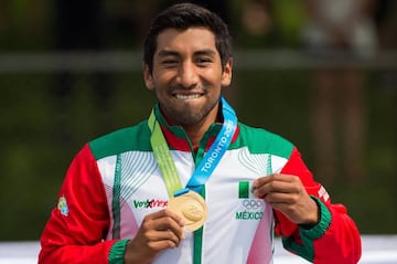 Crisanto Grajales es de los mejores triatletas del orbe. Logró oro en los centroamericanos y panamericanos, además de plata en la Serie Mundial de la Unión Internacional de Triatlón en mayo pasado. Es el número tres en la clasificación mundial de triatlón.