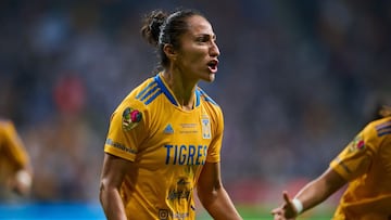 Stephany Mayor festeja su gol contra Rayadas en la Ida de la Final del Apertura 2021