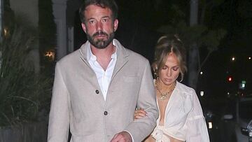¿Se mudarán juntos? Jennifer López y Ben Affleck fueron vistos visitando una mansión en Los Ángeles de 85 millones de dólares. Aquí todos los detalles.