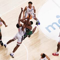 El Unicaja, práctico y poco brillante, impone su jerarquía al Le Mans